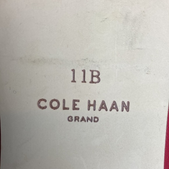 Cole Haan Leah Skimmer Pointed Toe Scallop Cut-outs Flats Sz 11 Tango Red Office - Picture 13 of 16